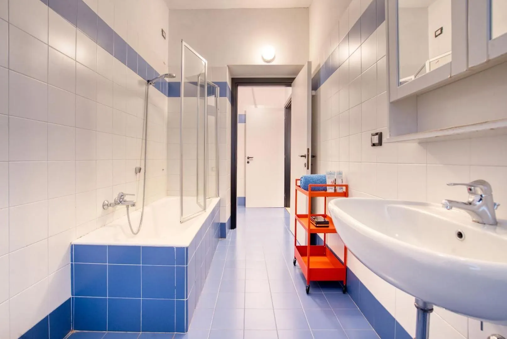 Charming Apartment Parco - Arco Della Pace - Perfect For 5 People Milan Italy