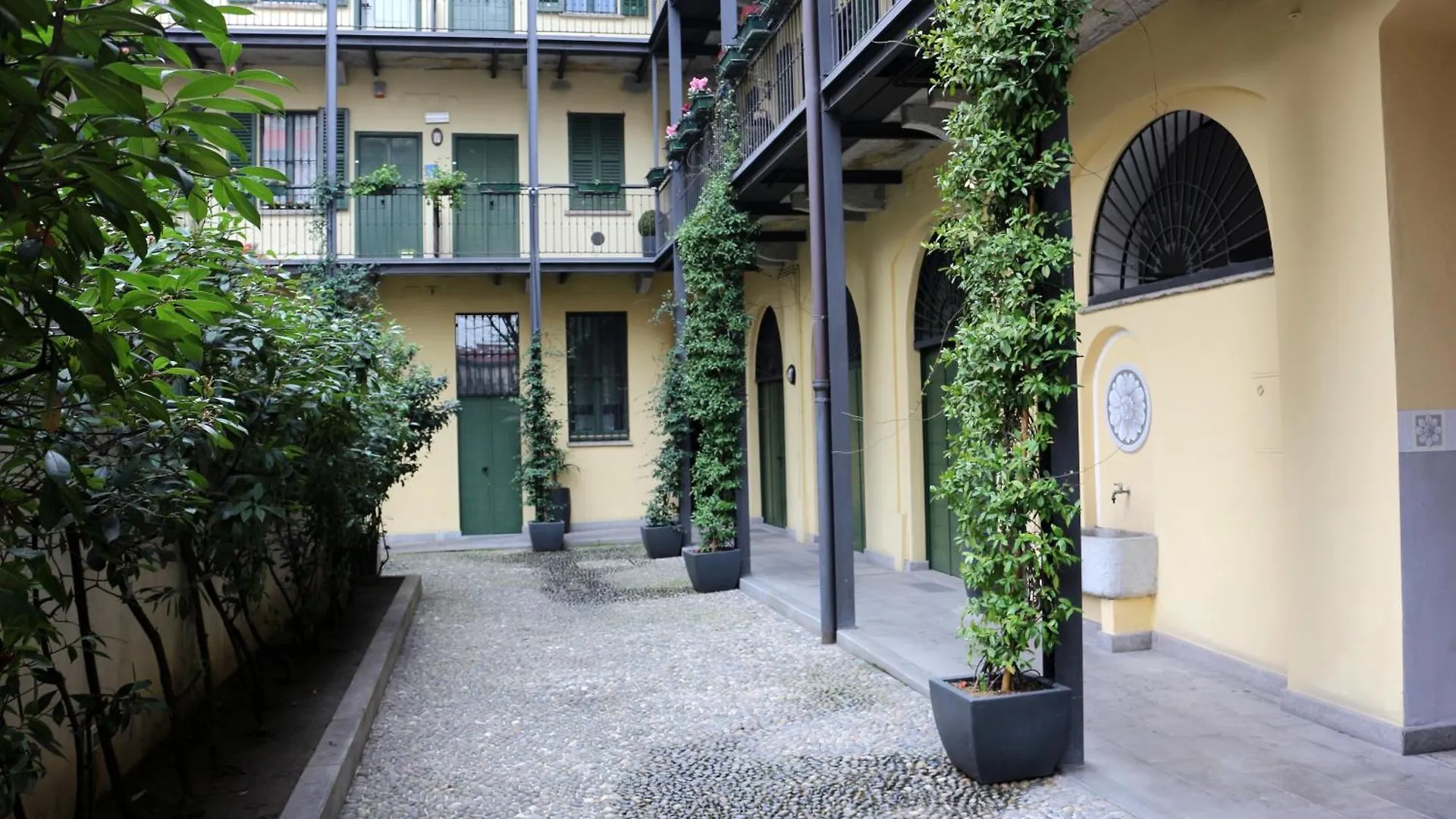 Charming Apartment Parco - Arco Della Pace - Perfect For 5 People Milano